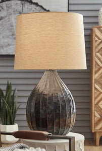 Marlo Lamp
